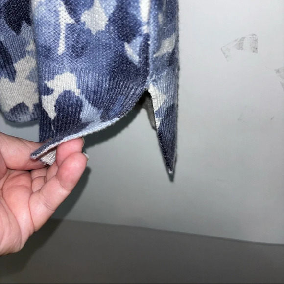 J. Jill purejill Pullover Sweater Top Women’s Medium Petite Floral Blue White - Picture 8 of 10